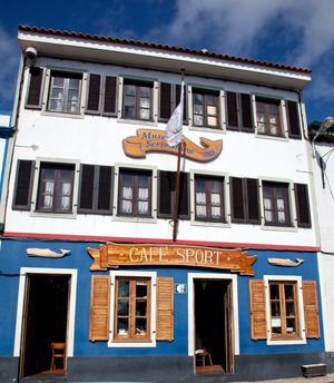 Café de Peter y el Museo do Scrimshaw, Isla de Faial