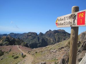 Hiking Pico Areeiro, Madeira
