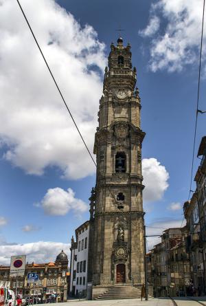 Torre dos Clérigos, Oporto