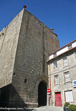 Torre dos Ferreiros Tower